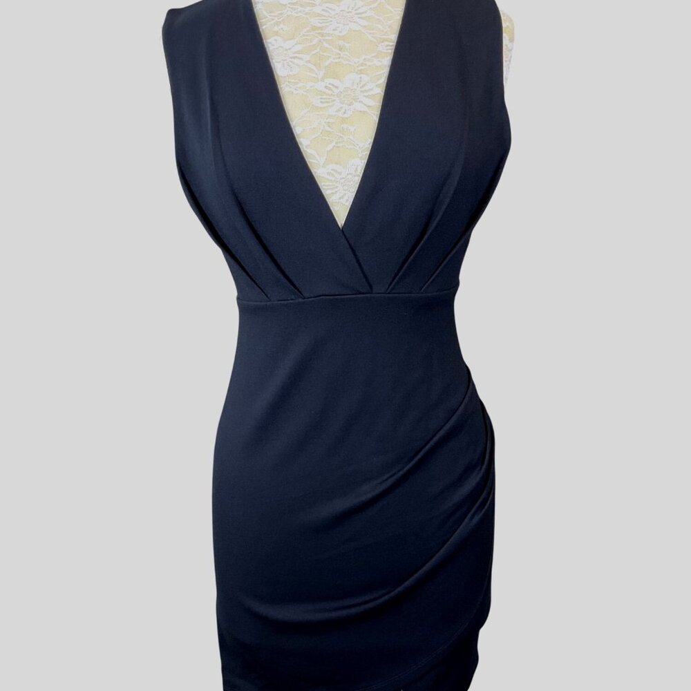 Lulus Cocktail Hour Black Sleeveless Pleated Tulip Hem Mini Dress M